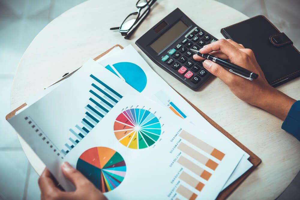 Calculator and pie charts